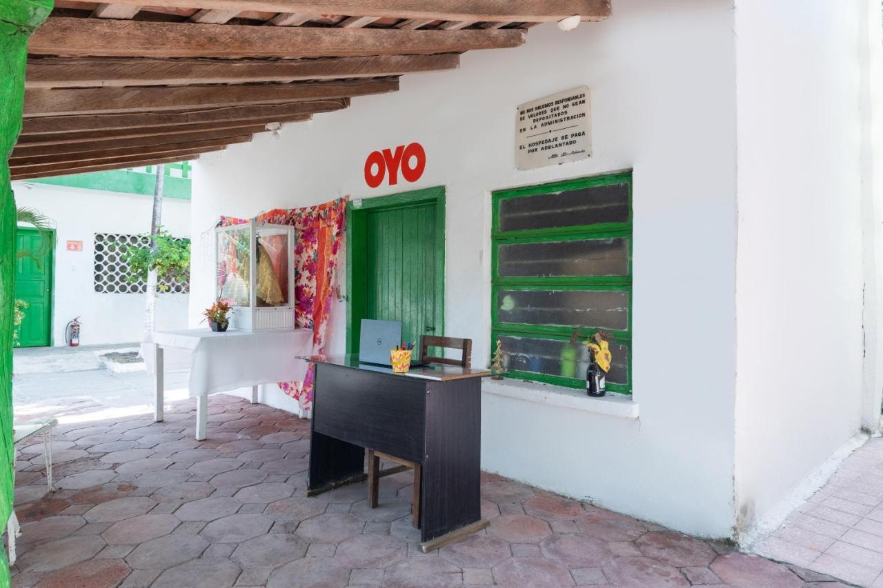 Oyo Hotel Las Palmas Cuyutlan Мансанильо Экстерьер фото