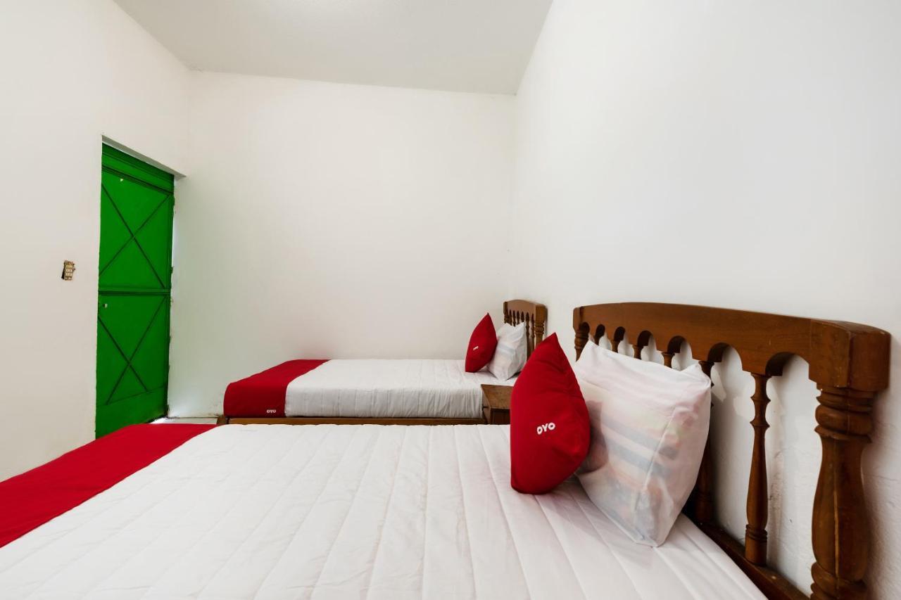 Oyo Hotel Las Palmas Cuyutlan Мансанильо Экстерьер фото