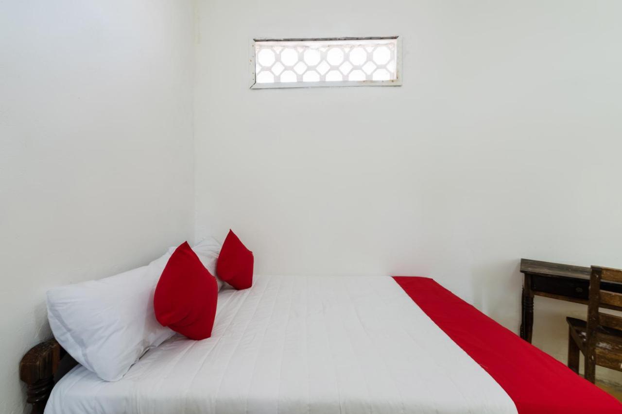 Oyo Hotel Las Palmas Cuyutlan Мансанильо Экстерьер фото