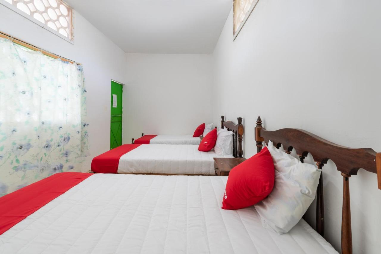 Oyo Hotel Las Palmas Cuyutlan Мансанильо Экстерьер фото